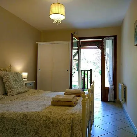 La Colline - D'hotes - فندق مبيت وإفطار 4*